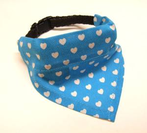 Halstuch/Halsband 2 in 1 für Hunde  LITTLE HEART
