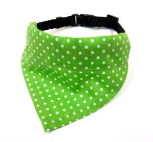 2 in 1 Hundehalstuch / Halsband LITTLE DOTS Farben Wahl