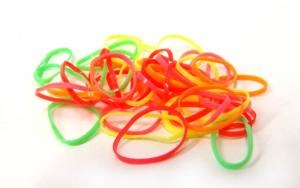 Hunde Zopfgummiringe dünn 50 stück BUNTE FARBEN