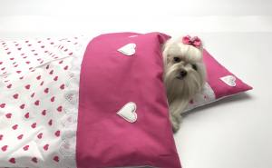 Hunde Bettdecke mit Kissen LITTLE PINK HEART HANDMADE