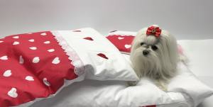 Hunde Bettdecke mit Kissen LITTLE RED HEART HANDMADE