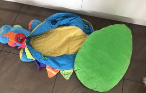 Hundebett Dinosaurier türkisblau Lustiges Hundebett