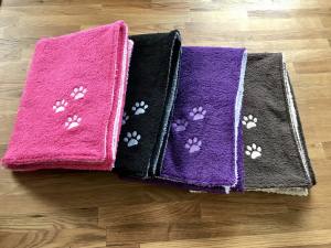 Doppelseitiges Badetuch für Hunde TATZE
