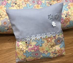 Hunde Bettdecke mit Kissen FLOWER HANDMADE