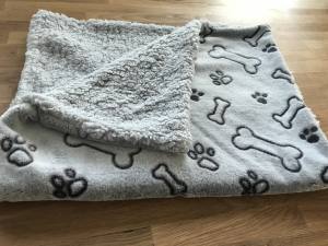 Hunde-Decke Kuscheldecke BONE GREY