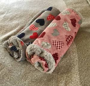 Hunde-Decke Kuscheldecke HEART GRAU ROT BLAU