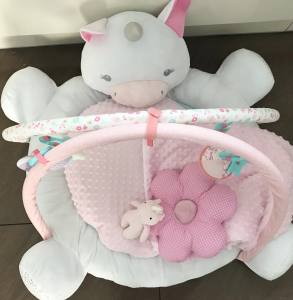 Hundebett EINHORN EINMALIG inkl.Decke,Kissen ,Bögen