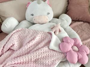 Hundebett EINHORN EINMALIG inkl.Decke,Kissen ,Bögen