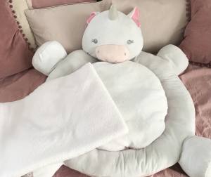 Hundebett EINHORN EINMALIG inkl.Decke,Kissen ,Bögen