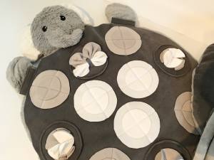 Hundebett ELEFANT inkl.Decke,Kissen,Schnüffelteppich,Herz