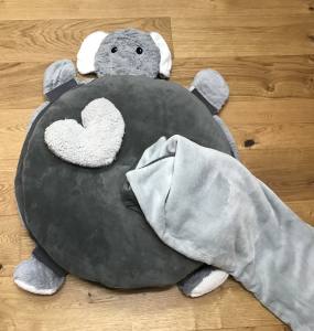 Hundebett ELEFANT inkl.Decke,Kissen,Schnüffelteppich,Herz
