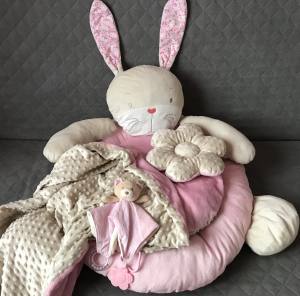 Hundebett HASE inkl.Decke,Kissen,Bögen