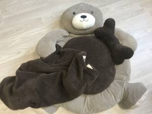 Hundebett Teddy braun /beige mit Decke,Kissen,Knochen