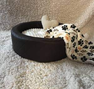 Hundebett,Kuschelnest DREAMLAND KUNSTLEDER BRAUN