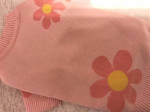 Hundepullover mit Knöpfen für Hunde ROSA BLUME