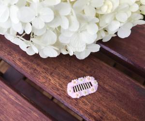 Hunde MINI FLOWERS Spange Klipp ,Kamm Clip Spange Metall Haarspange