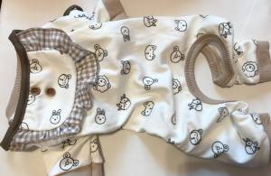 Pyjama,Anzug,Hausanzug ANIMALS mit Lätzchen
