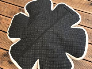 Hundebett RIESEN BLUME BEIGE / BRAUNHandmade