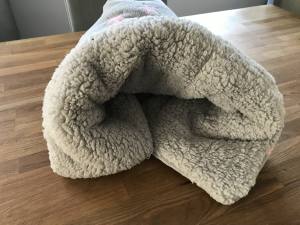 Schlafsack ,Decke ,Spielplatz für Hunde STAR GREY ROSA