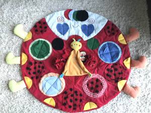 „MARIENKÄFER „Schnüffelteppich ,Spielteppich für Hunde,Katzen,Welpen