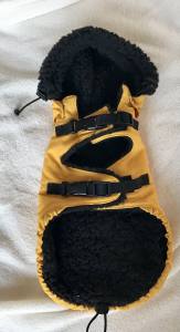 Winterjacke für Hunde ANTON in Gelb