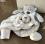Hundebett Teddy weiß /creme mit Decke,Kissen,Knochen,Bögen